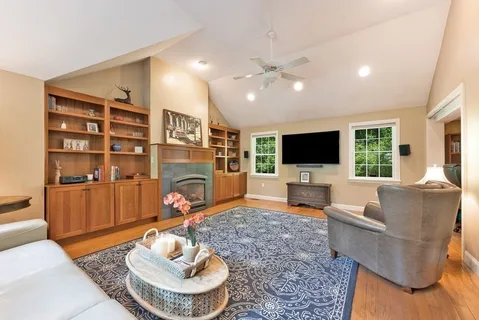 $1,049,000 | 38 Berkeley Street, Reading, MA 01867