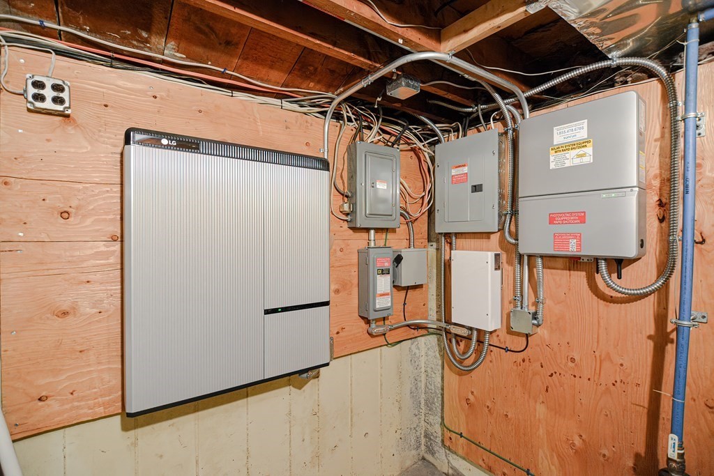 35 Colasanti Road Weymouth, MA 02191 - Photo 28 of 39 a utility room with dryer and washer