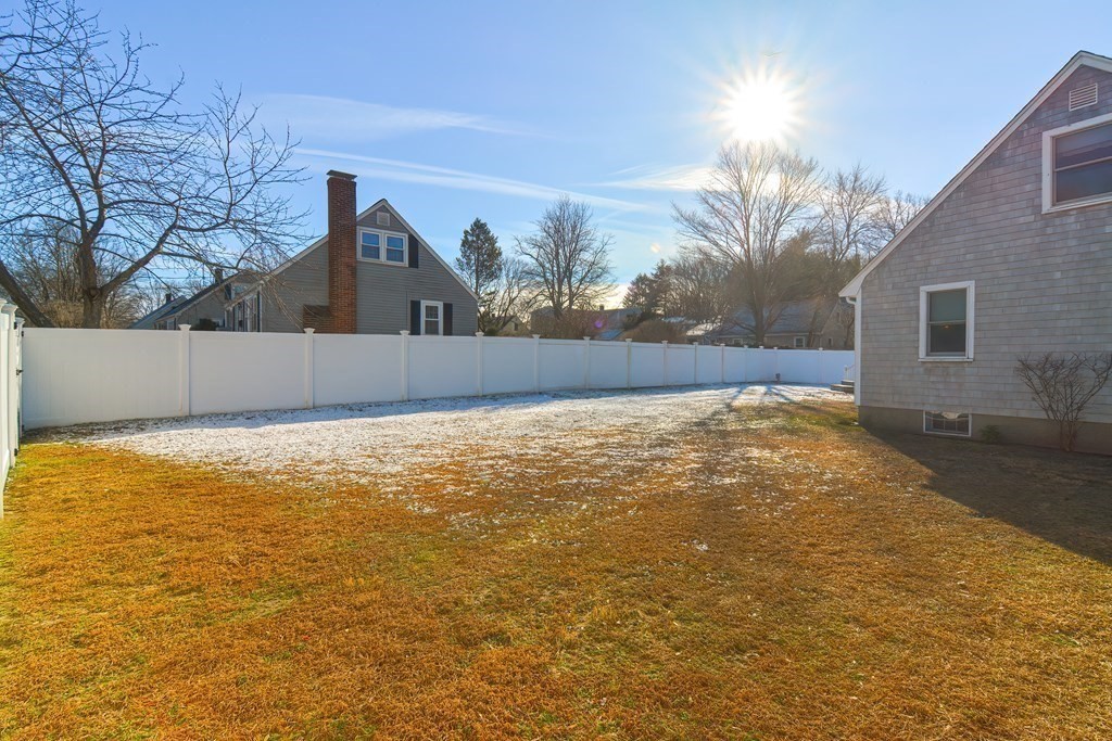 35 Colasanti Road Weymouth, MA 02191 - Photo 36 of 39 a view of an ocean view and covered with palm trees