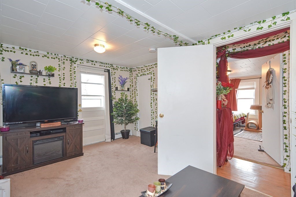 2375 Main Street Warren, MA 01092 - Photo 8 of 36 Gallery Image 8