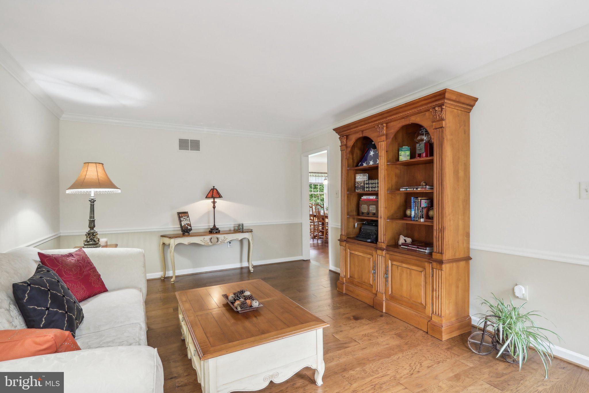 23 Abington Road Mount Laurel, NJ 08054 - Photo 14 of 75 Nice sized Living Room