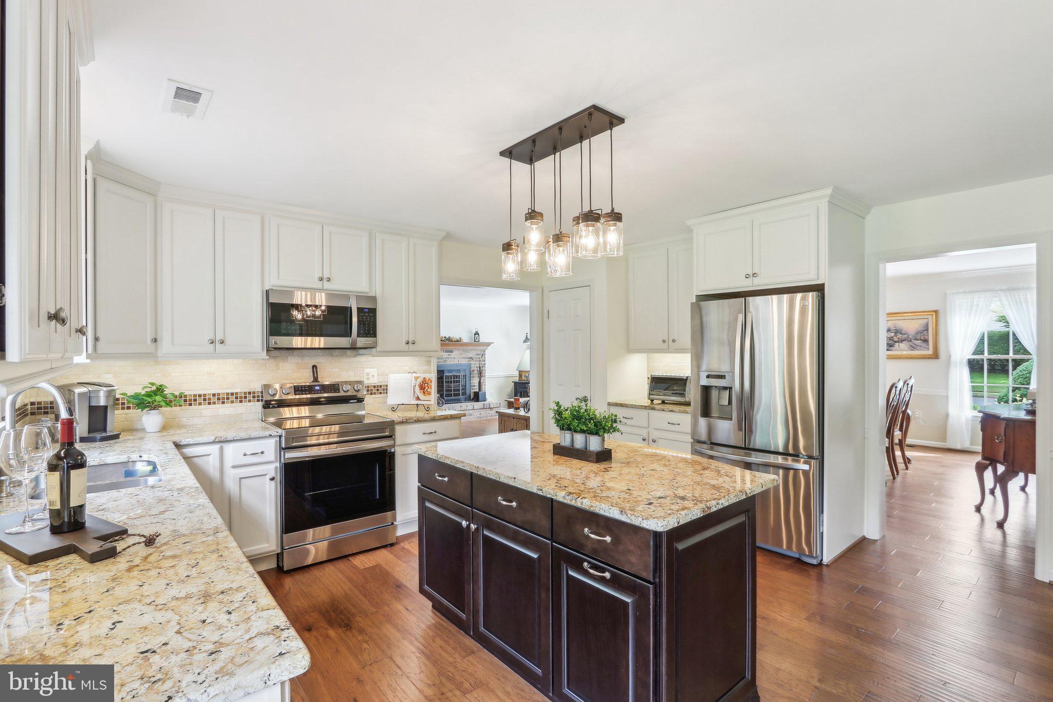 23 Abington Road Mount Laurel, NJ 08054 - Photo 20 of 75 Thomasville soft close white shaker style cabinets