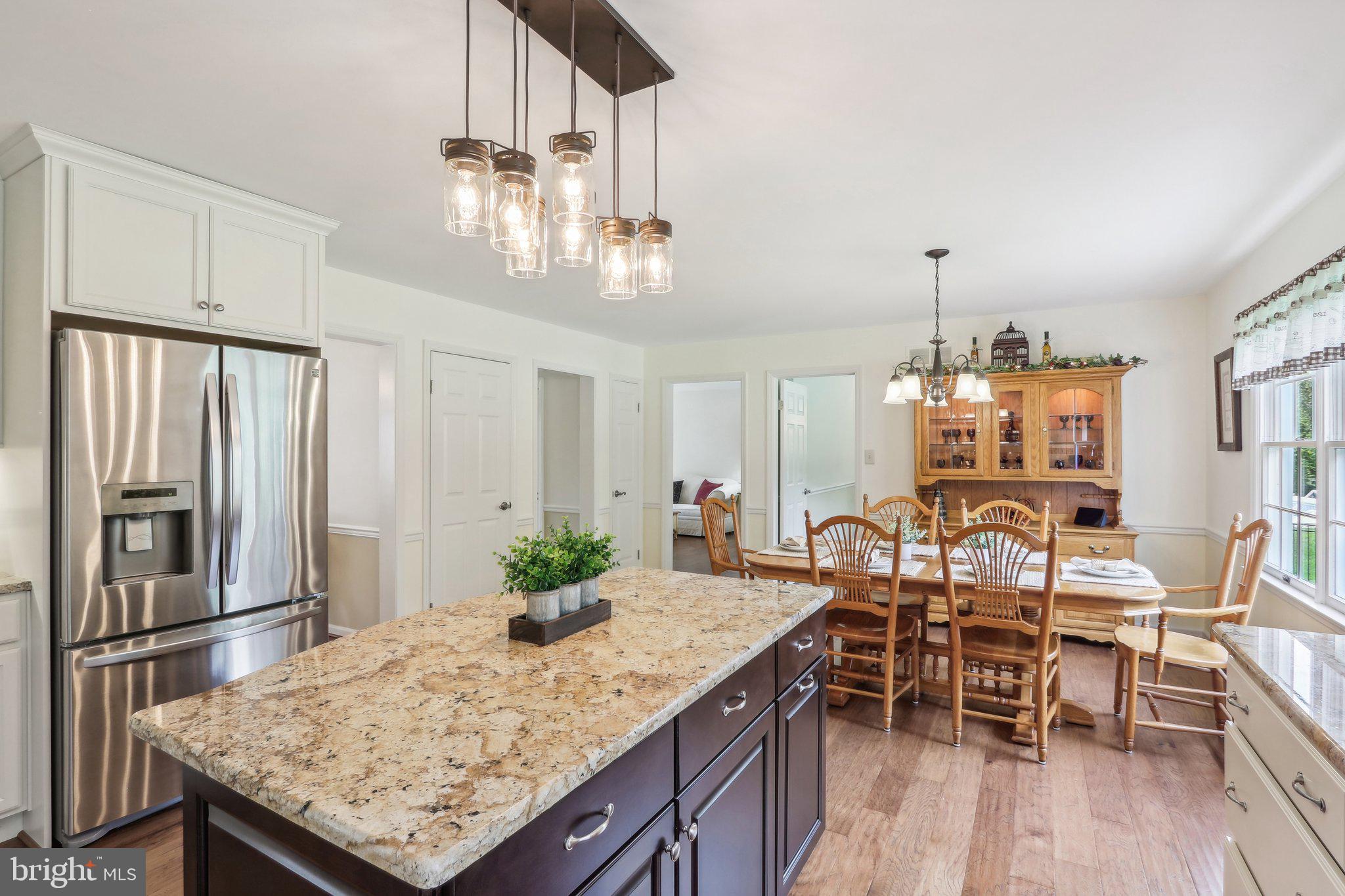 23 Abington Road Mount Laurel, NJ 08054 - Photo 23 of 75 Inviting center island with high end granite
