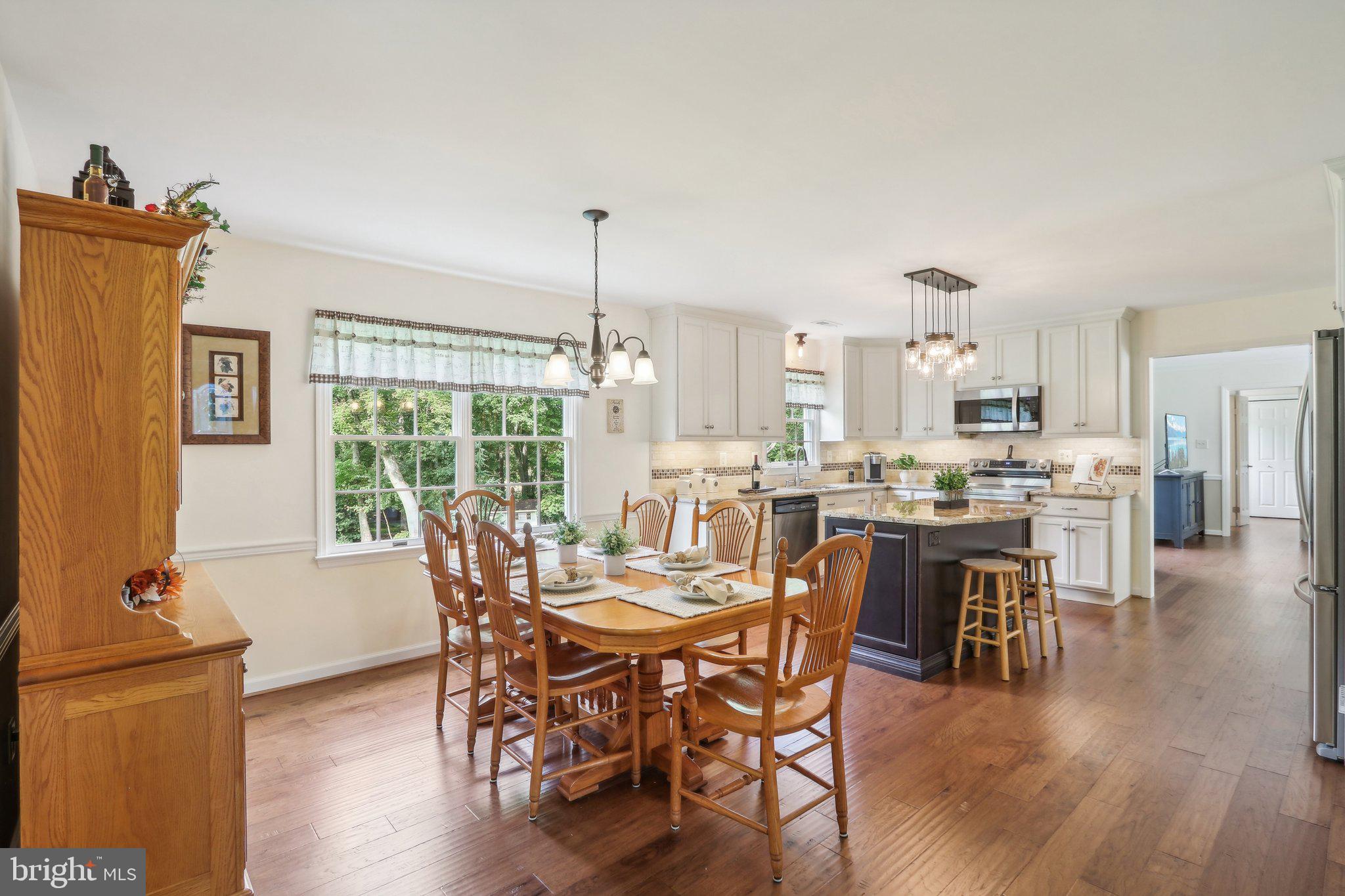 23 Abington Road Mount Laurel, NJ 08054 - Photo 24 of 75 Gourmet Kitchen with Dining Area