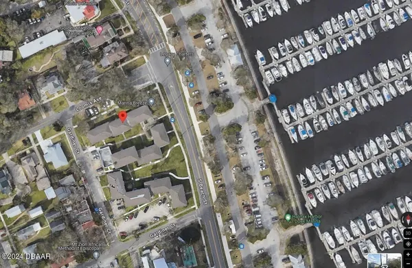 $1,149 | 500 South Beach Street, Unit J4, Daytona Beach, FL 32114