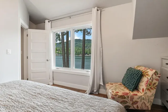 $2,300,000 | 130 Cedar Shoals Road, Sagle, ID 83860