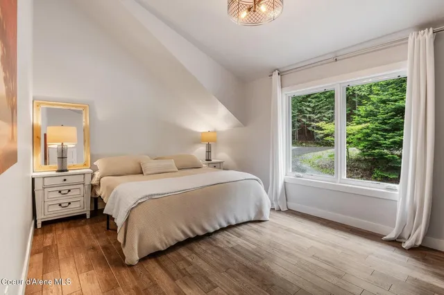 $2,300,000 | 130 Cedar Shoals Road, Sagle, ID 83860