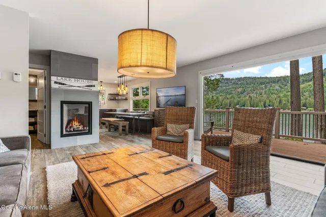 $2,300,000 | 130 Cedar Shoals Road, Sagle, ID 83860