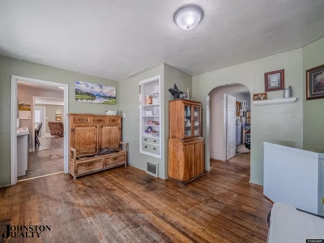 $230,000 | 816 South 7th Street, Douglas, WY 82633