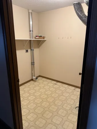 $1,336 | 1709 Sheridan Avenue, Unit 30, Montevideo, MN 56265