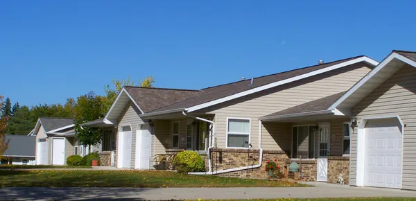 $1,336 | 1709 Sheridan Avenue, Unit 30, Montevideo, MN 56265