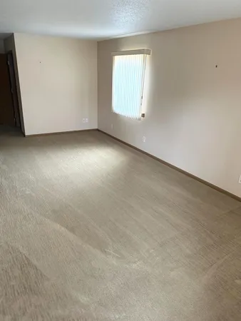 $1,336 | 1709 Sheridan Avenue, Unit 30, Montevideo, MN 56265