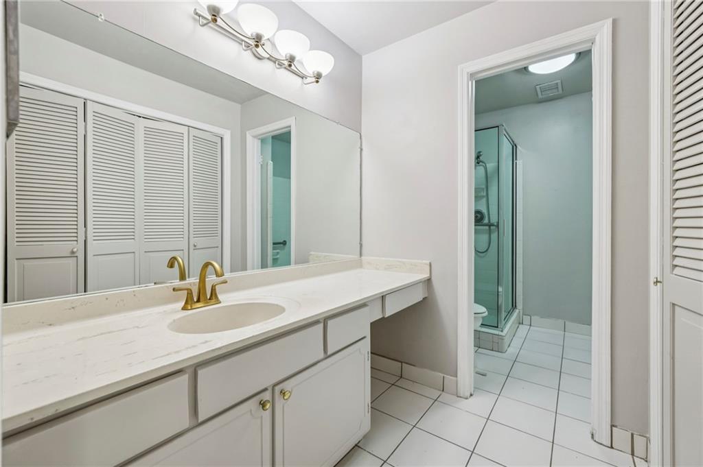 4545 Wieuca Road Northeast, Unit 14 Atlanta, GA 30342 - Photo 16 of 24