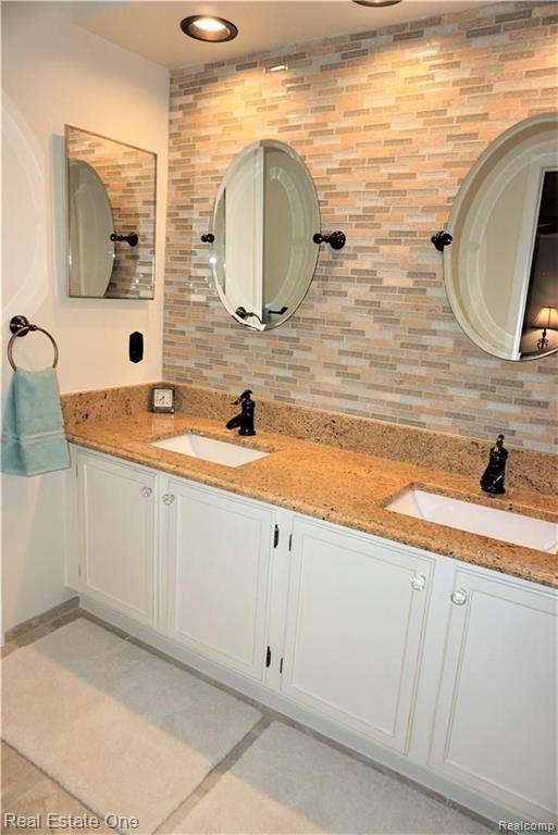 3271 Edmunton Drive Rochester Hills, MI 48306 - Photo 22 of 37