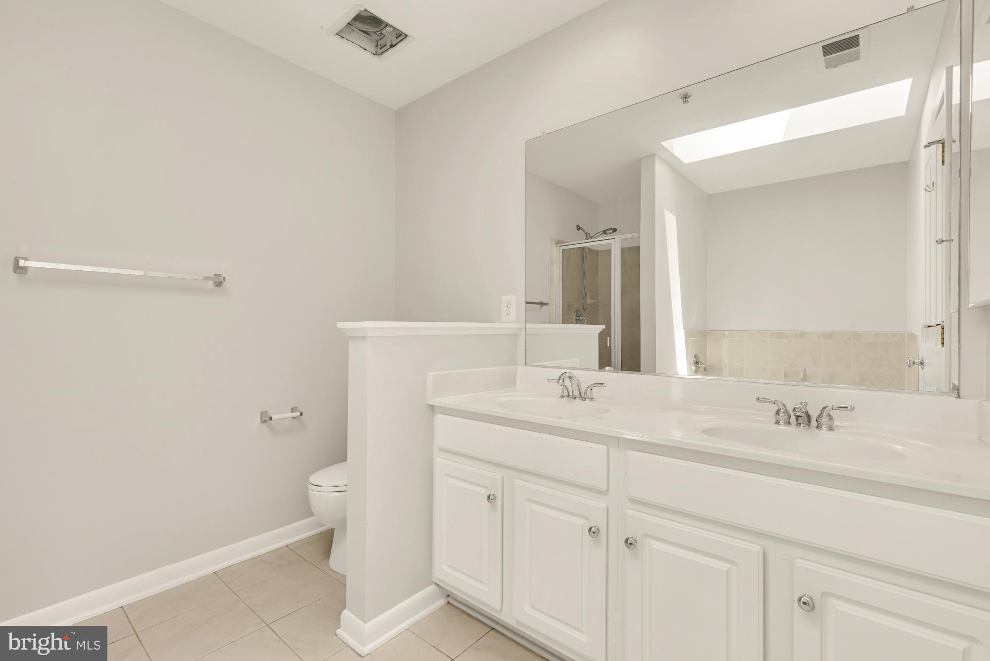 1227 V Street Northwest Washington, DC 20009 - Photo 29 of 38