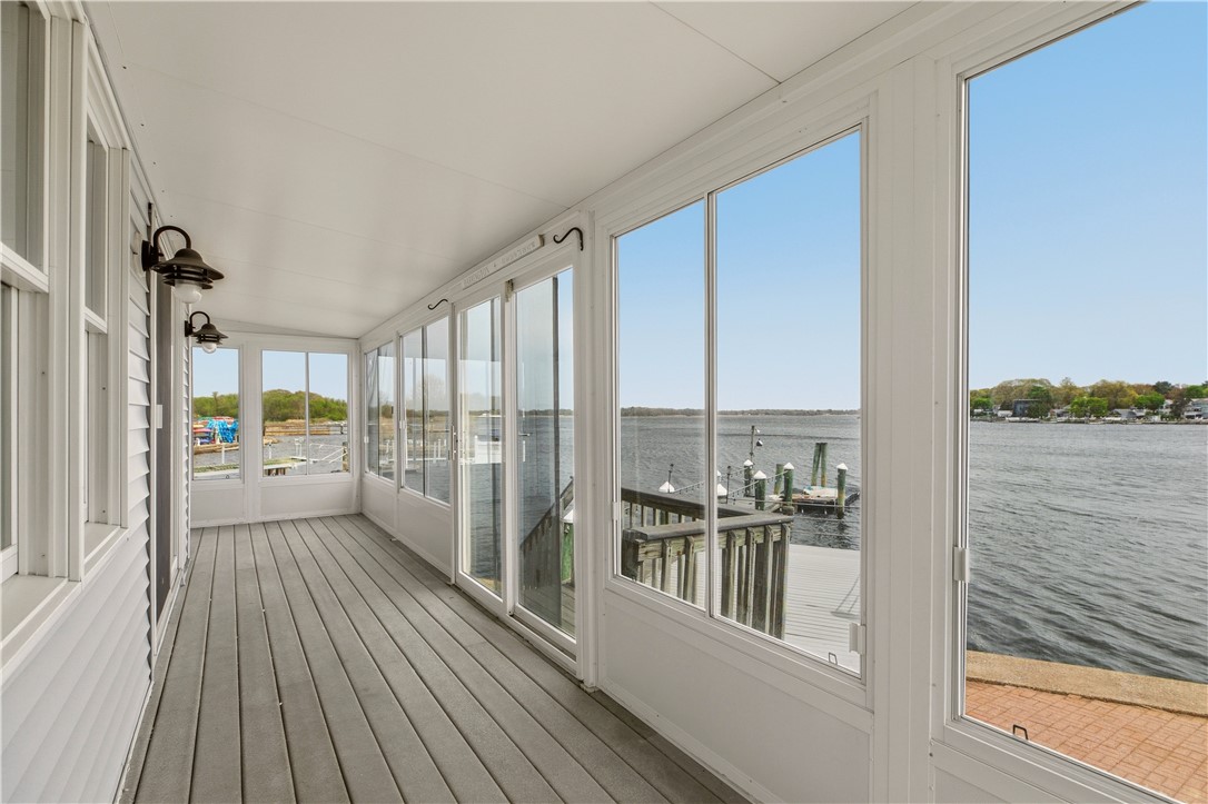 507 County Road Barrington, RI 02806 - Photo 27 of 45