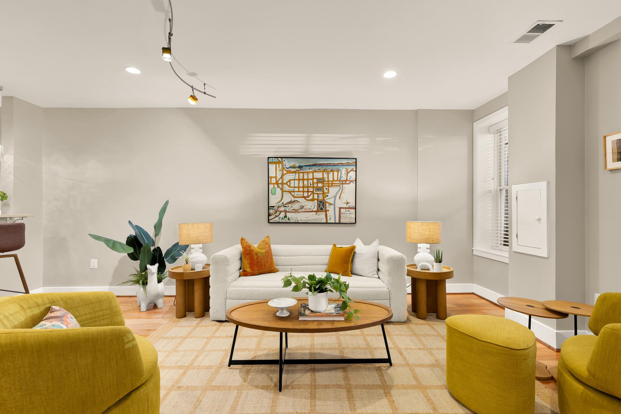 2434 Ontario Road Northwest, Unit 1 Washington, DC 20009 - Photo 3 of 20 Generously Proportioned Living Room w/High Ceiling