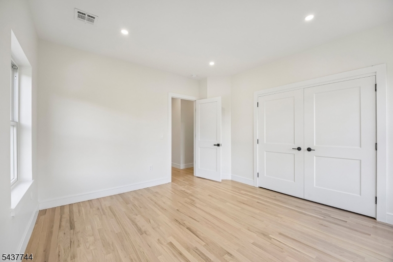 63 Westland Road Cedar Grove, NJ 07009 - Photo 20 of 40