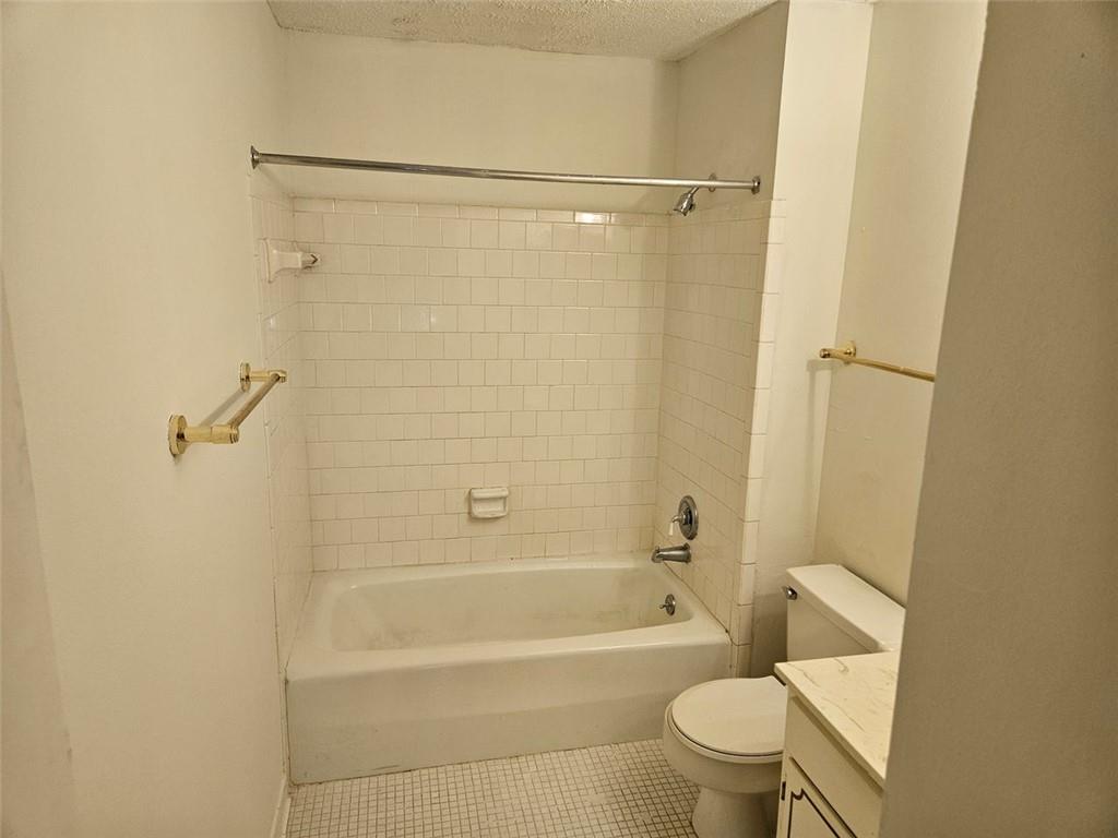 148 Glen Acres Court Decatur, GA 30035 - Photo 9 of 13