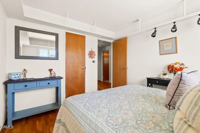 $1,565,000 | 505 Briarwood Terrace, Ventura, CA 93001