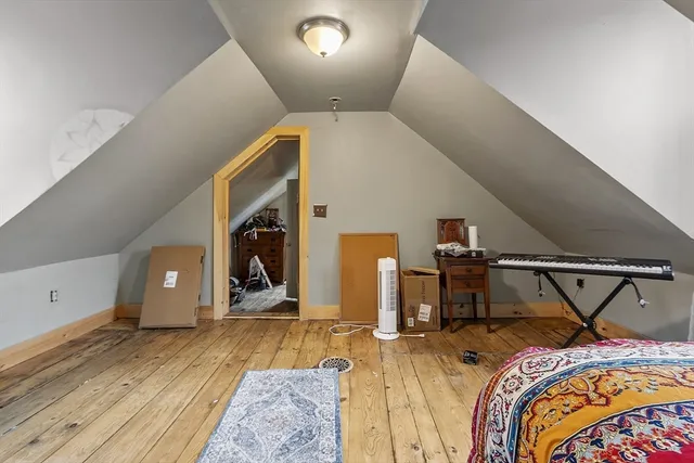 a bed room with a bed