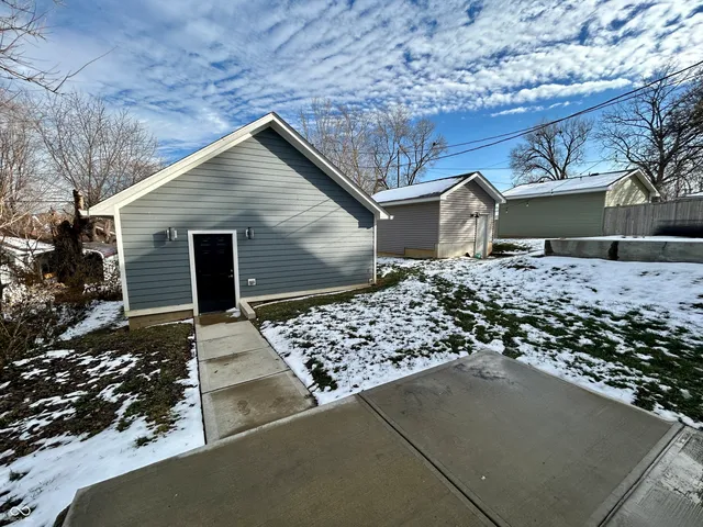 $3,000 | 2511 Delaware Street, Indianapolis, IN 46225