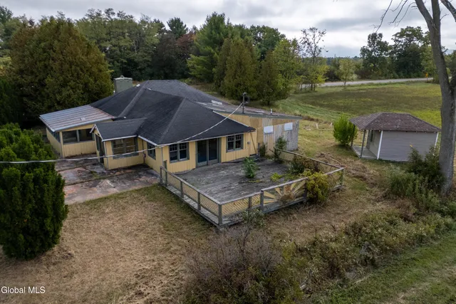 $100,000 | 2430 Highway 22, Essex, NY 12936