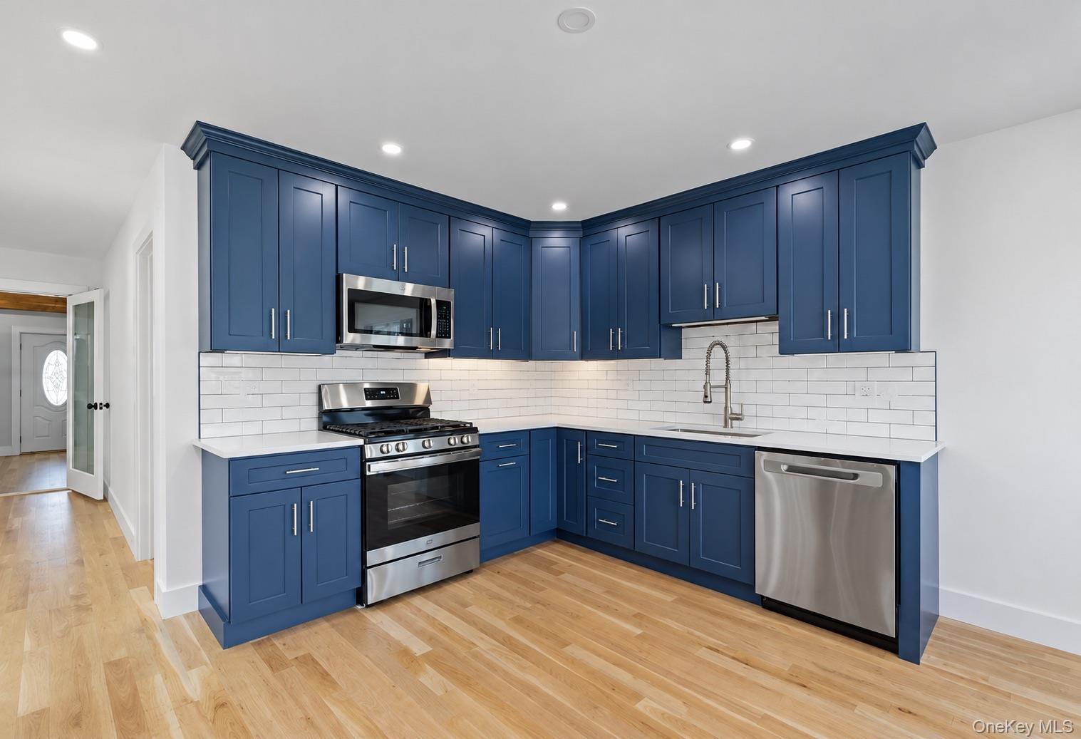 55 Alhambra Road Massapequa, NY 11758 - Photo 8 of 49 Gallery Image 8