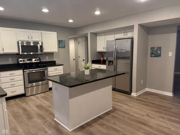 $2,045 | 6521 Rushing River, Noblesville, IN 46062