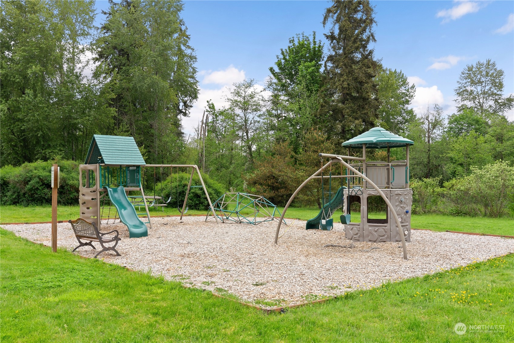 517 167th Street Southeast Bothell, WA 98012 - Photo 34 of 36 Gallery Image 34