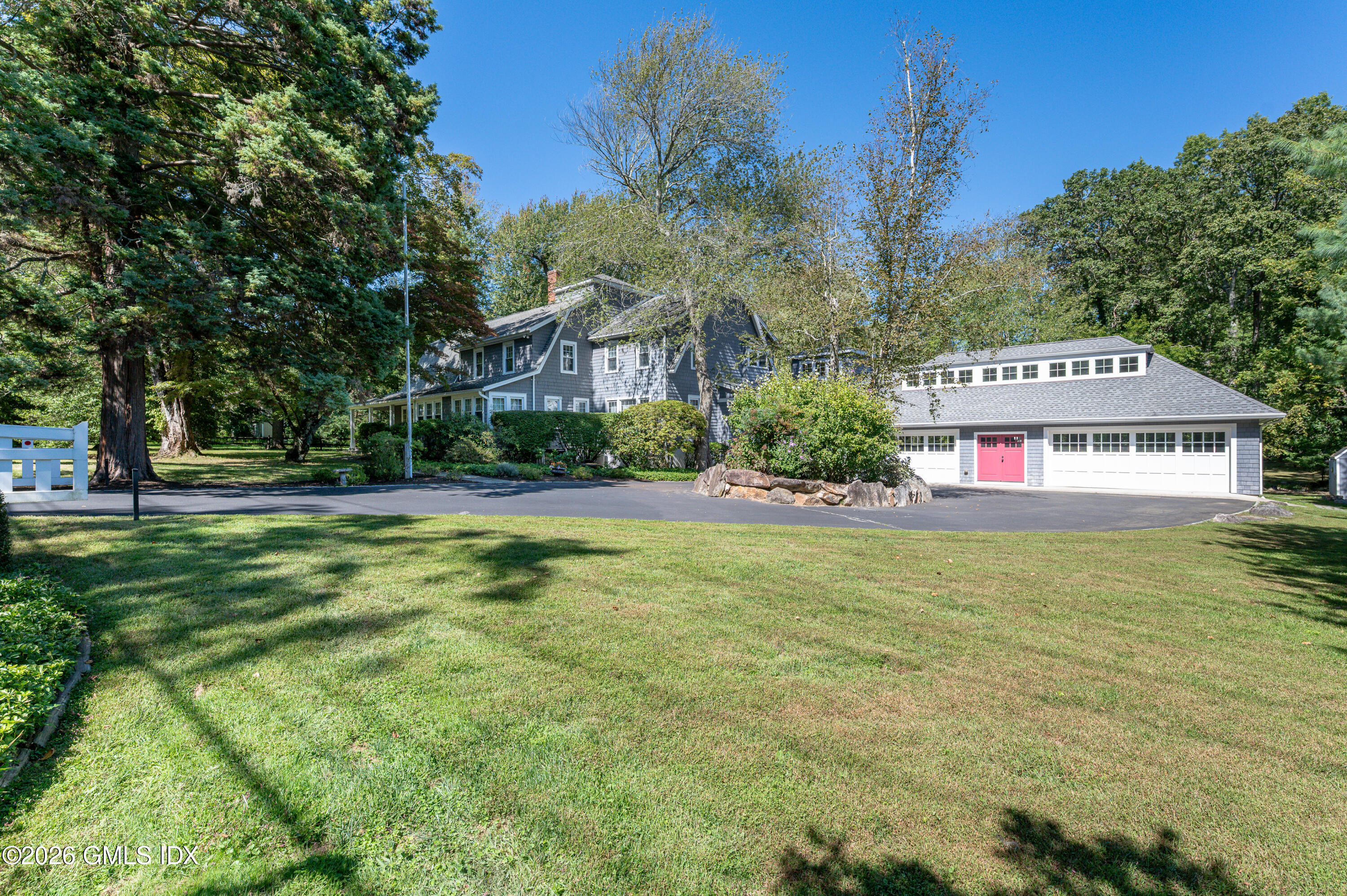 231 Roxbury Road Stamford, CT 06902 - Photo 2 of 35 With 4-car garage