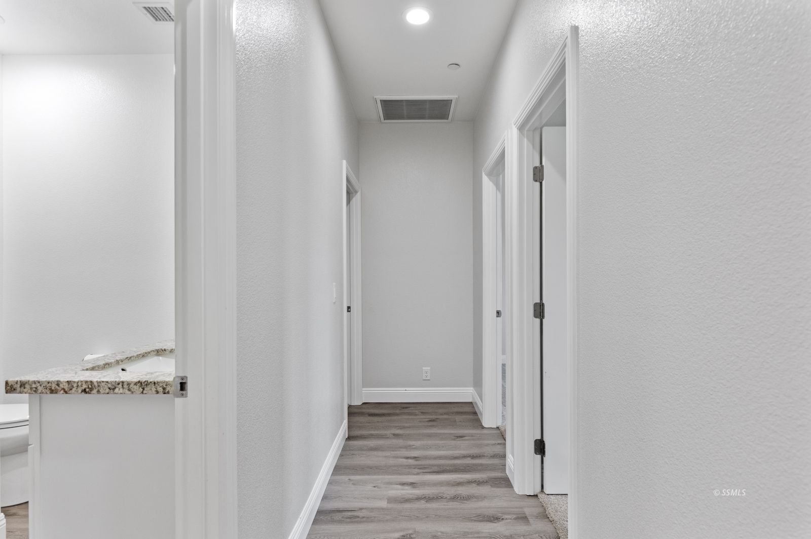 817 Paradise Drive Ridgecrest, CA 93555 - Photo 24 of 39 Gallery Image 24