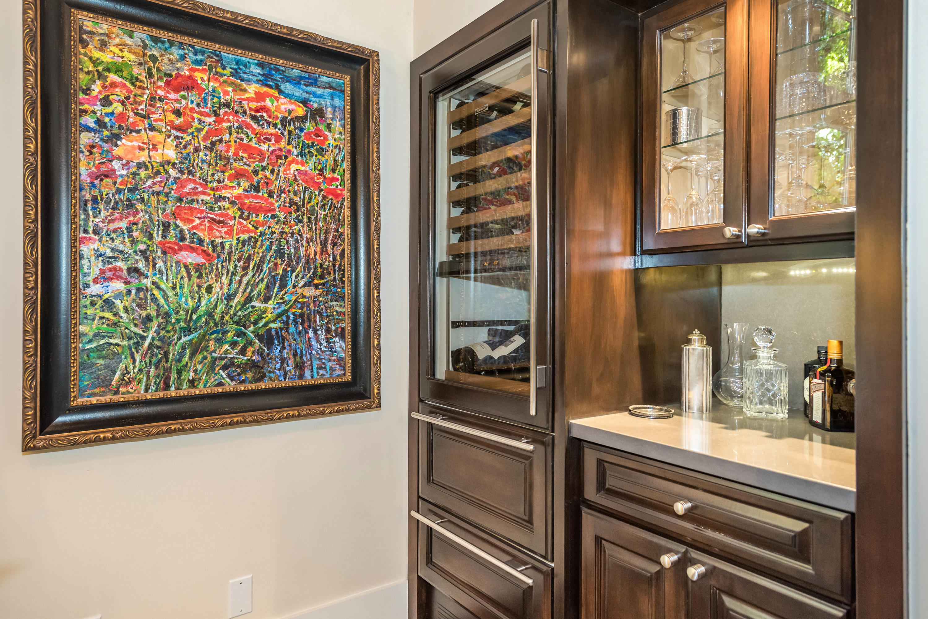 485 Monarch Lane Montecito, CA 93108 - Photo 4 of 31 Monarch485.LivingRoomWetBar