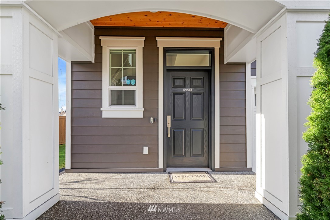 18324 43rd Drive Southeast Bothell, WA 98012 - Photo 2 of 20 Gallery Image 2