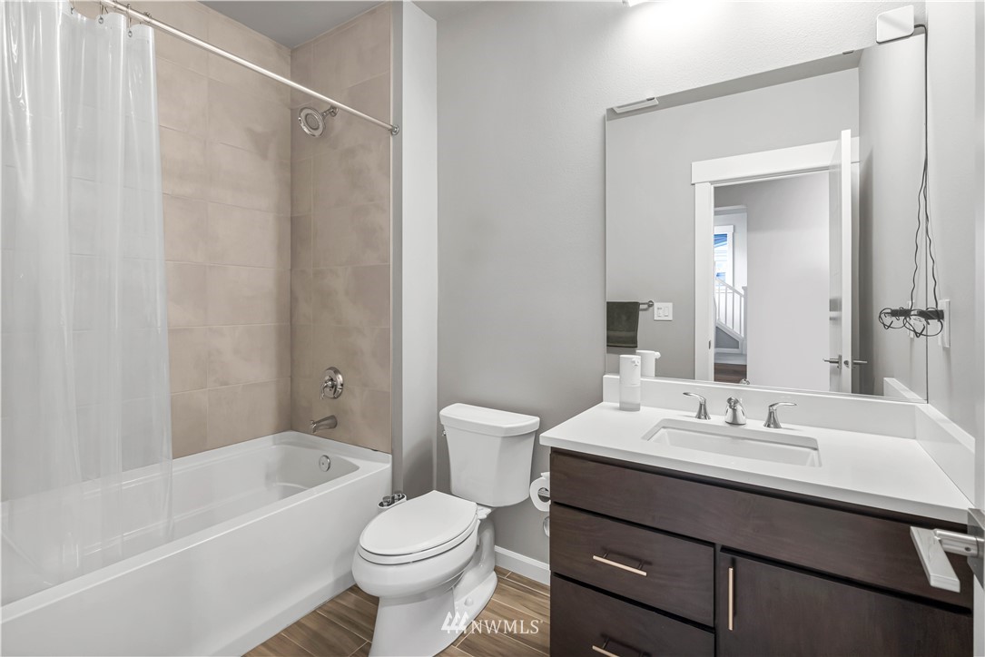 18324 43rd Drive Southeast Bothell, WA 98012 - Photo 13 of 20 Gallery Image 13