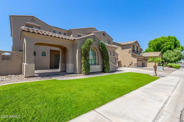 $879,000 | 2453 East Ebony Drive, Chandler, AZ 85286