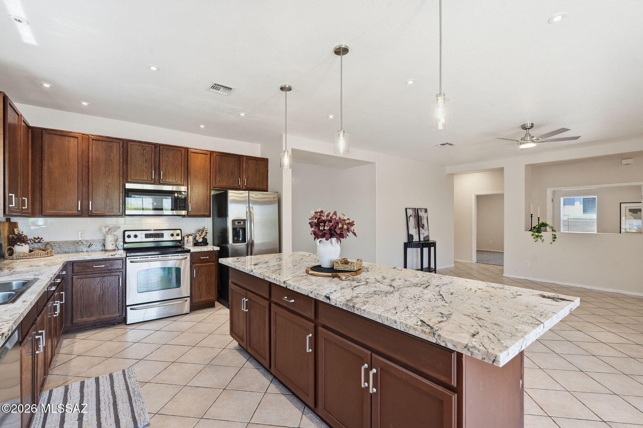 14950 North Capriole Road Tucson, AZ 85739 - Photo 8 of 33 013_ListerPros
