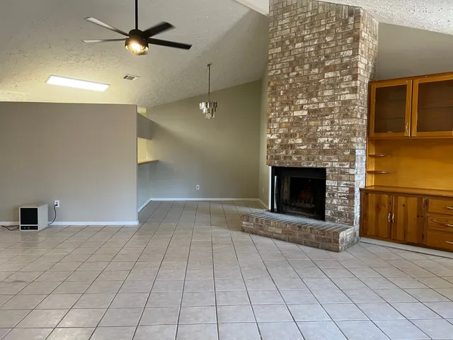 $1,900 | 15951 Manfield Drive, Houston, TX 77082