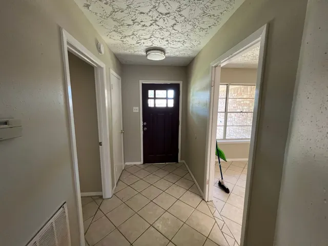 $1,900 | 15951 Manfield Drive, Houston, TX 77082