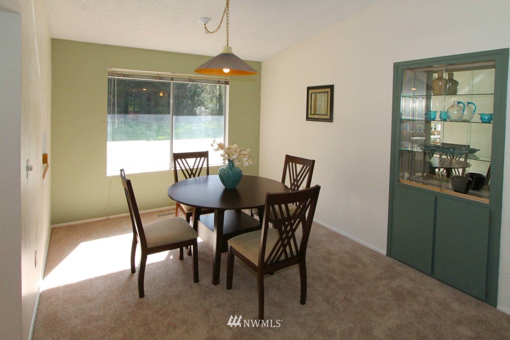 26328 Wax Orchard Road Southwest Vashon, WA 98070 - Photo 12 of 18 Gallery Image 12