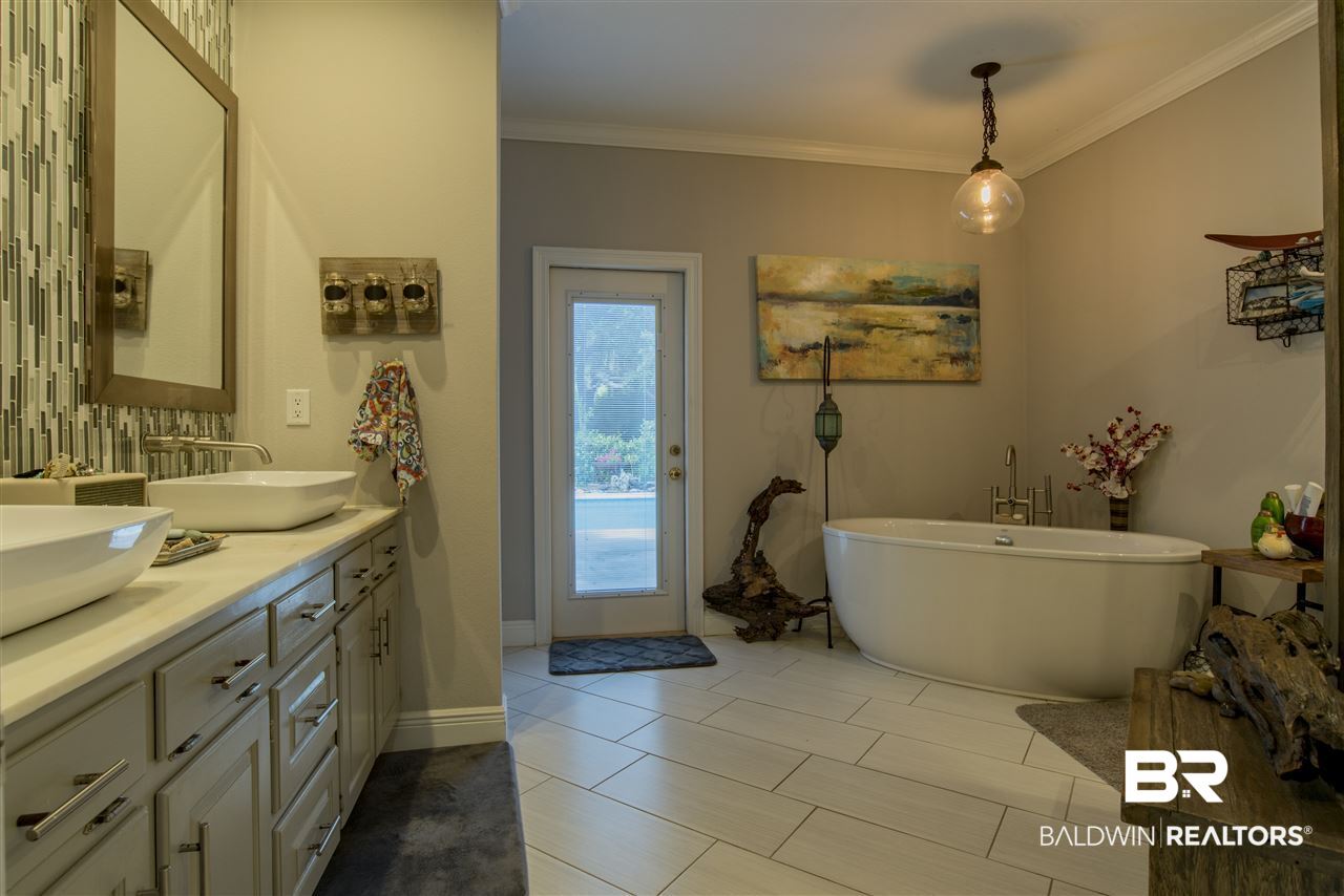 408 Potters Mills Road Daphne, AL 36526 - Photo 28 of 41 MASTER BATHROOM