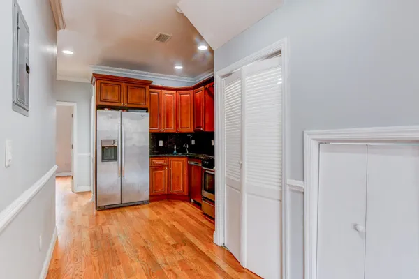 $2,500 | 572 Liberty Avenue, Unit 1, Jersey City, NJ 07307