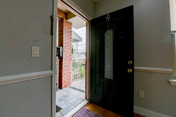 $2,500 | 572 Liberty Avenue, Unit 1, Jersey City, NJ 07307