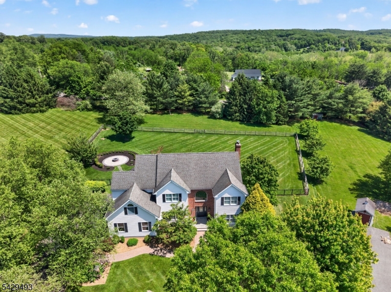 38 Grove Farm Road Pittstown, NJ 08867 - Photo 40 of 46