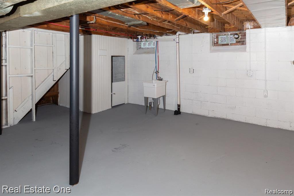 13510 Ashton Road Detroit, MI 48223 - Photo 33 of 43 13510AshtonRd-33.jpg