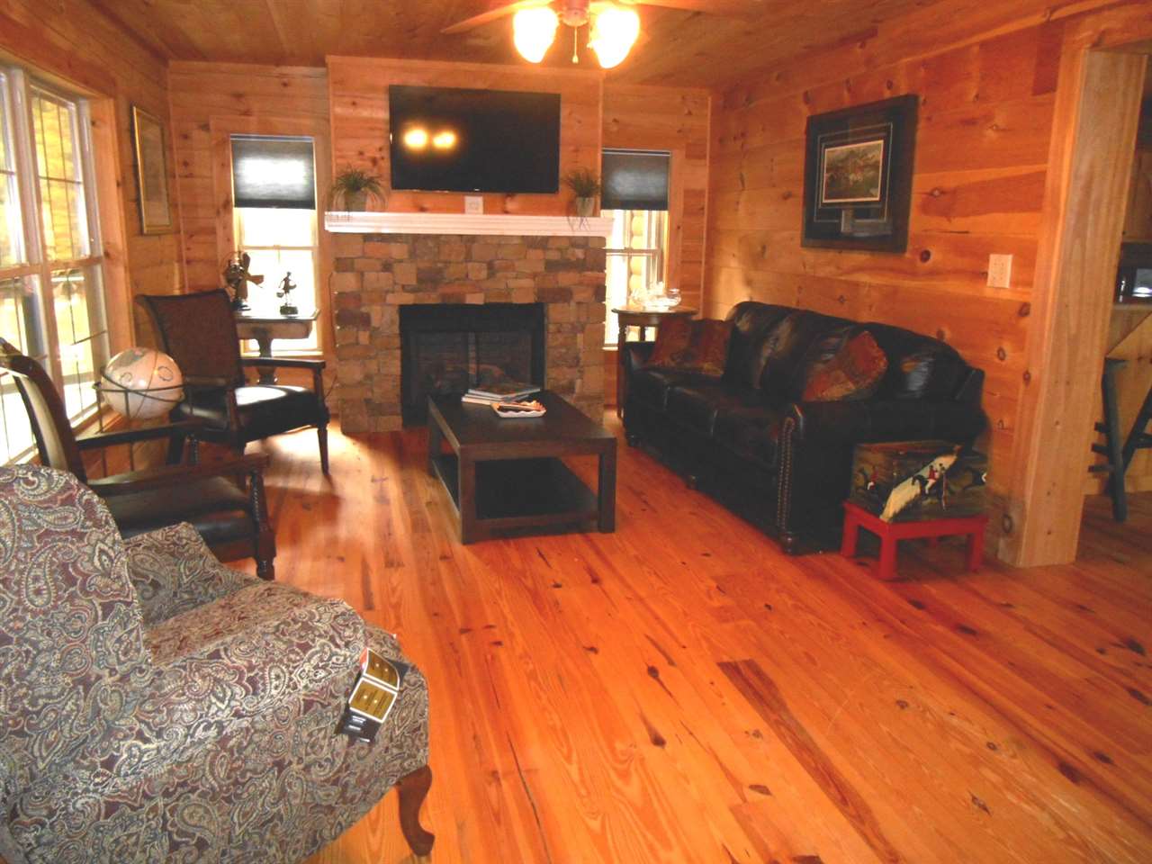 910 John Smith Road Columbus, NC 28722 - Photo 3 of 24