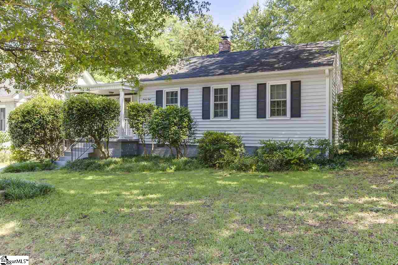 28 East Faris Road Greenville, SC 29605 - Photo 2 of 24 Gallery Image 2