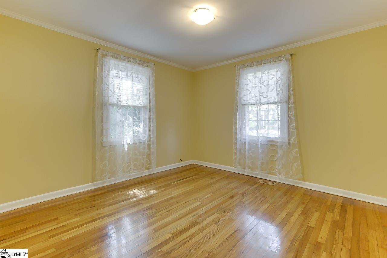 28 East Faris Road Greenville, SC 29605 - Photo 18 of 24 Gallery Image 18
