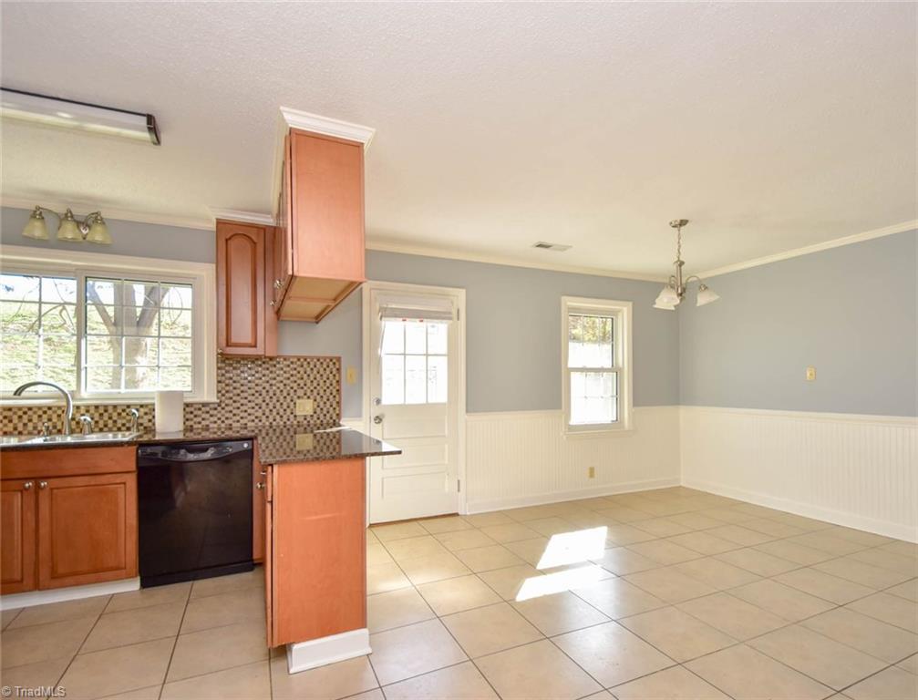 5161 Davis Road Winston-Salem, NC 27105 - Photo 11 of 30 Gallery Image 11