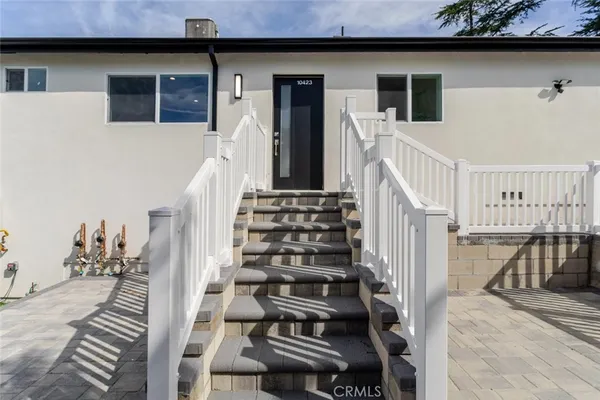 $3,500 | 10423 Pinyon Avenue, Tujunga, CA 91042